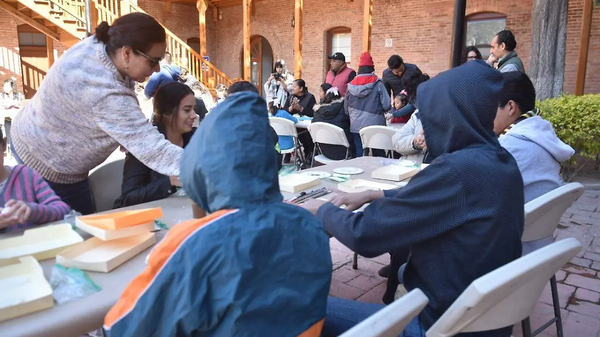 11 Taller de fósiles abre de nuevo ciclo de actividades del Museo de los Metales